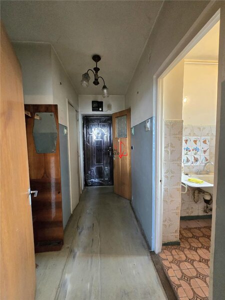 Metrou Obor, garsoniera in bloc mixt